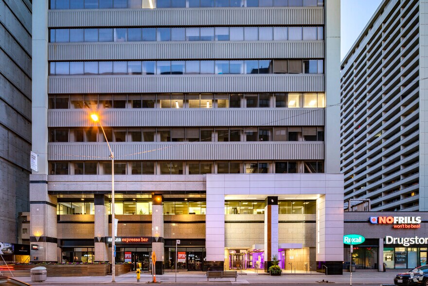 More Photos Of 365 Bloor St E, Toronto Office For Lease