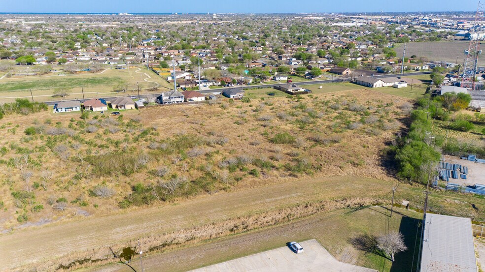 More Photos Of 0000 Cliff Maus Dr, Corpus Christi Land For Sale