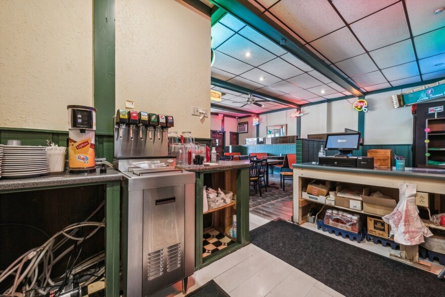 More Photos Of 615 Ligonier St, Latrobe Restaurant For Sale