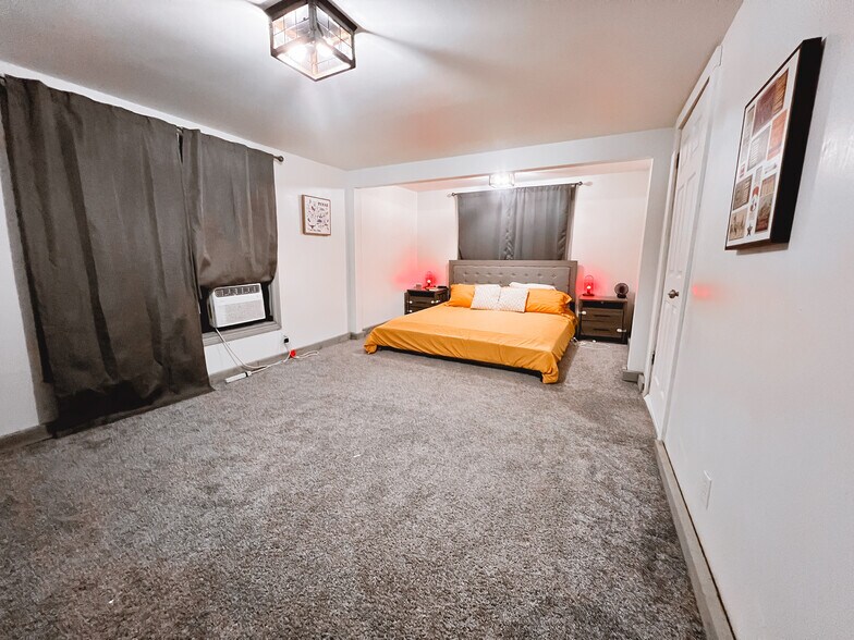 More Photos Of 319 W Main St, Bishop Multifamily For Sale