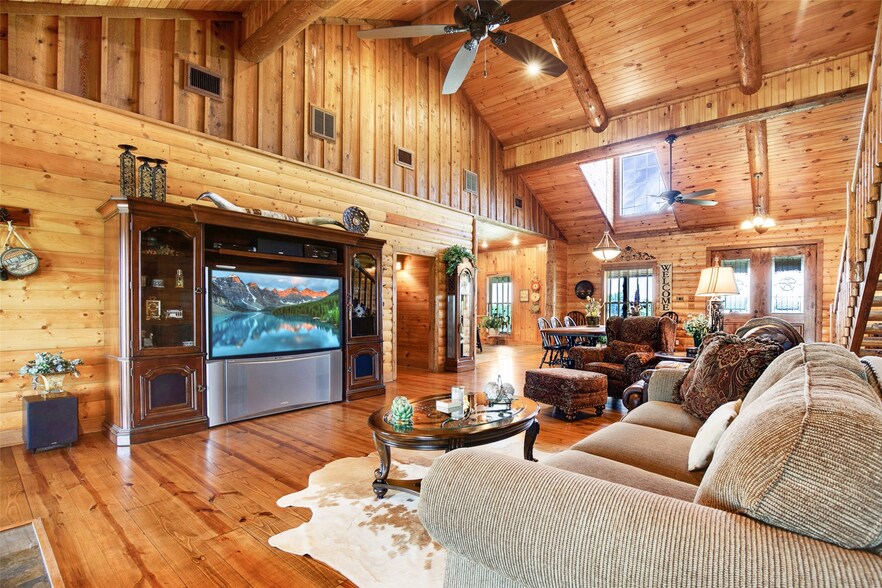 More Photos Of 575 County Road 1214, Quitman Specialty For Sale