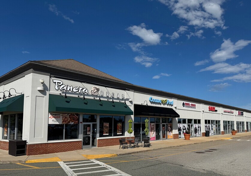 More Photos Of 10-105 Long Pond Rd, Plymouth Unknown For Lease