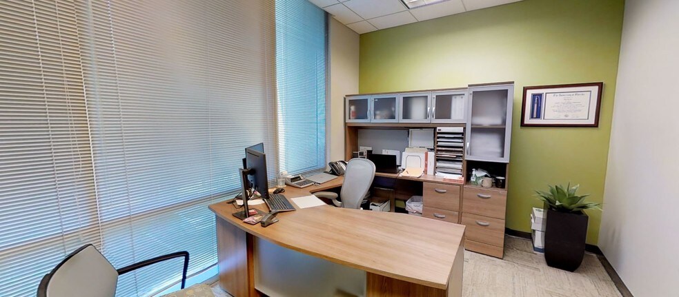 More Photos Of 5080 W Newberry Rd, Gainesville Bank For Sale