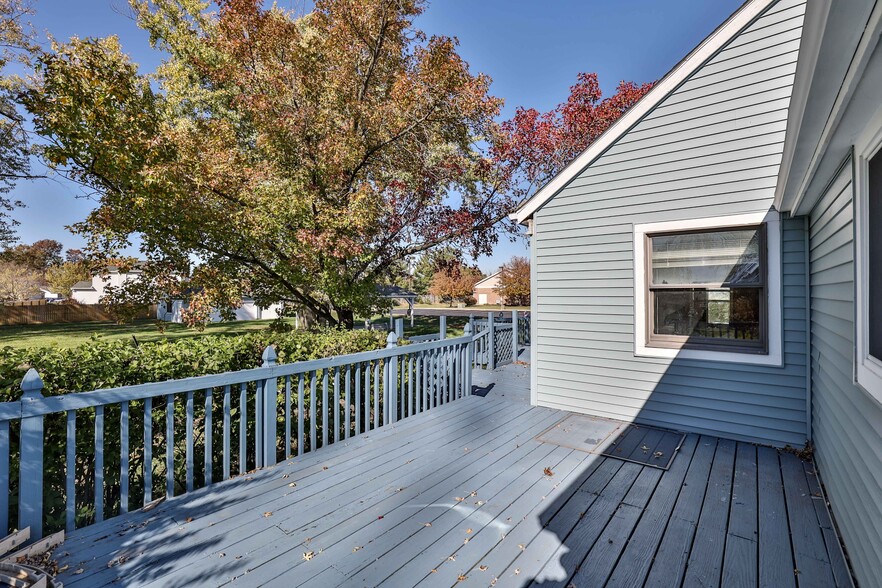 More Photos Of 8523 Cincinnati-Columbus Rd, West Chester Office For Sale