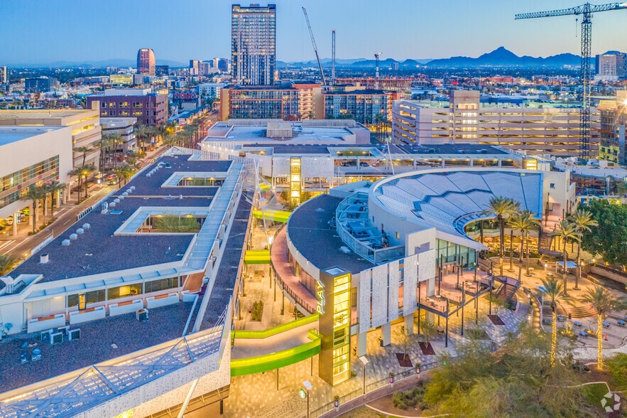 More Photos Of 455 N 3rd St, Phoenix Unknown For Lease