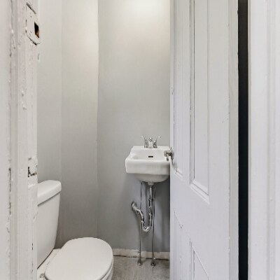 More Photos Of 878-880 Broadway, Bayonne General Retail For Sale