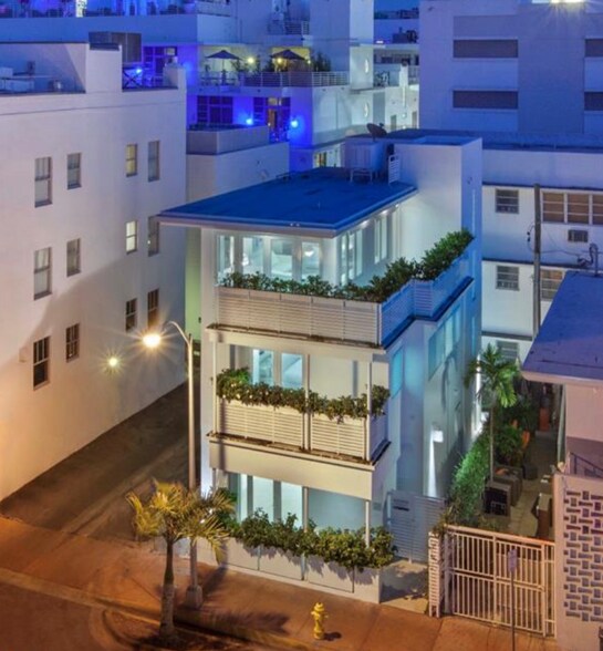 More Photos Of 124 11th St, Miami Beach Hotel For Sale