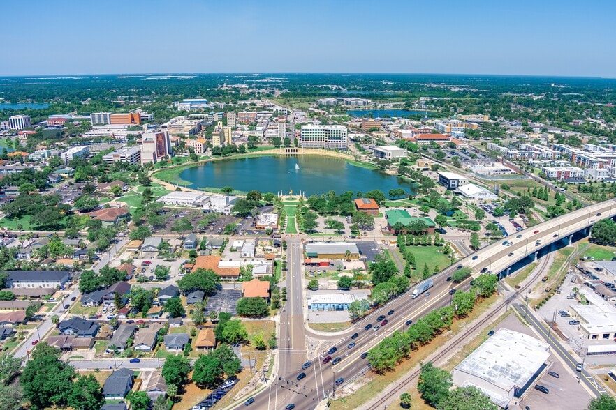 More Photos Of 825 E Main St, Lakeland Office For Sale