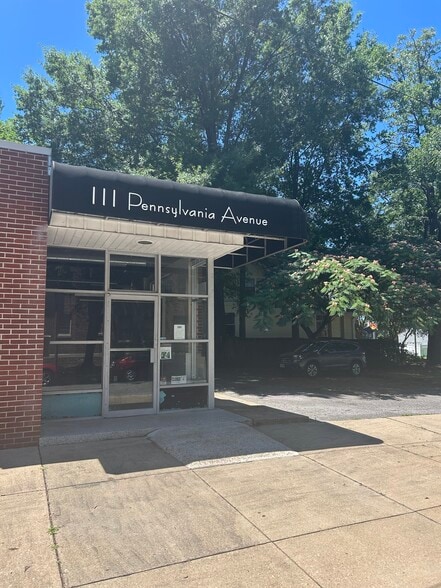 More Photos Of 111 Pennsylvania Ave, Norfolk Office For Sale