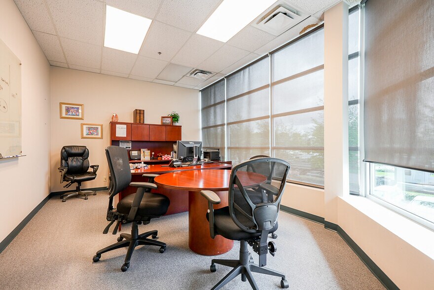 More Photos Of 766 Cliveden Pl, Delta Warehouse For Lease