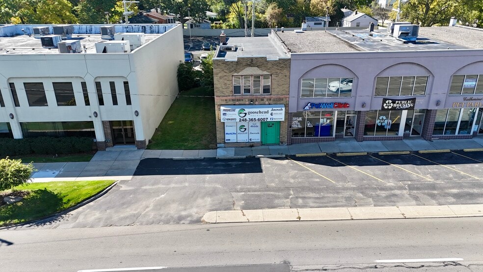 More Photos Of 30333 Woodward Ave, Royal Oak Storefront Retail Office For Sale