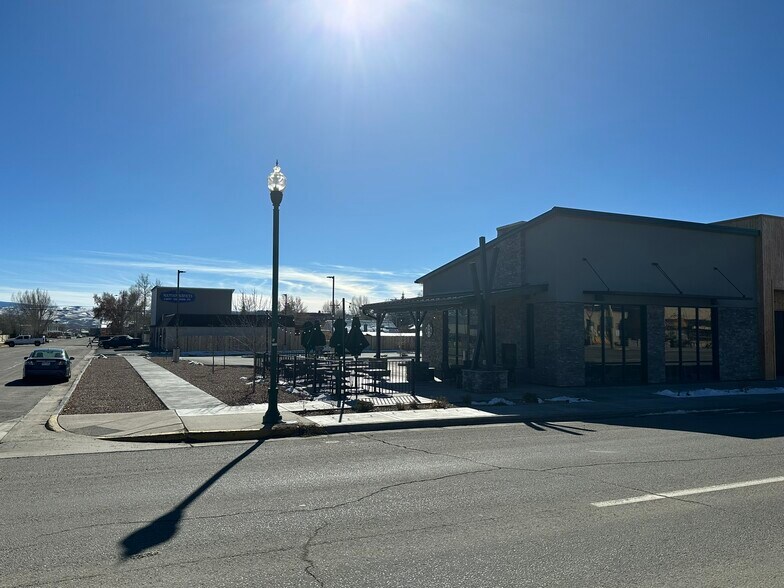 More Photos Of 501 W Tomichi Ave, Gunnison Restaurant For Sale