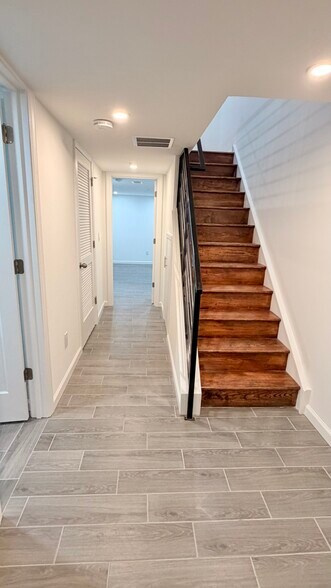 More Photos Of 5352 Cedar Ave, Philadelphia Apartments For Sale