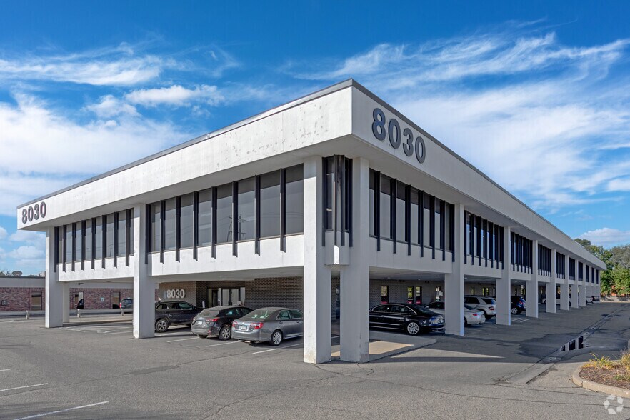 More Photos Of 8030 Old Cedar Ave, Bloomington Office For Lease