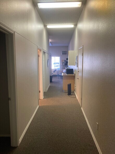 More Photos Of 5920 N Government Way, Coeur d'Alene Office For Lease