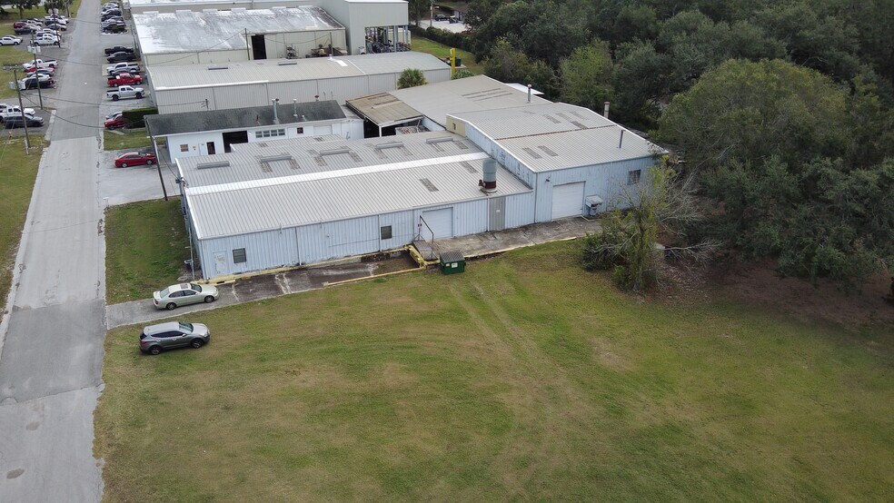 More Photos Of 2935 Barneys Pumps Pl, Lakeland Manufacturing For Sale