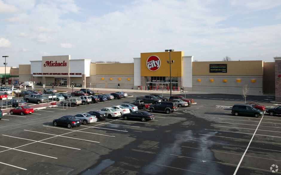 More Photos Of 9701 Roosevelt Blvd, Philadelphia Unknown For Lease