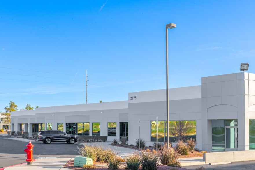 More Photos Of 2875 E Patrick Ln, Las Vegas Unknown For Lease