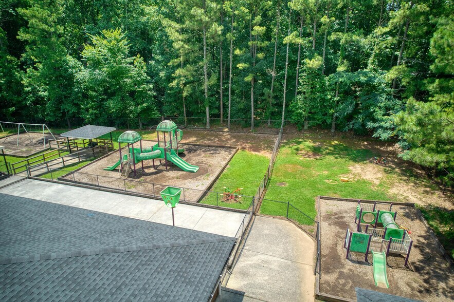 More Photos Of 2081 Mesa Valley Way, Austell Specialty For Sale