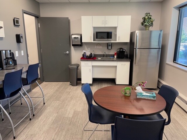 More Photos Of 255 Spencer Rd, Saint Peters Office For Lease