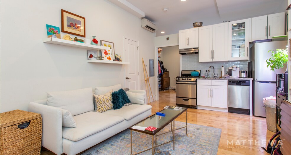 More Photos Of 2020 Locust St, Philadelphia Apartments For Sale