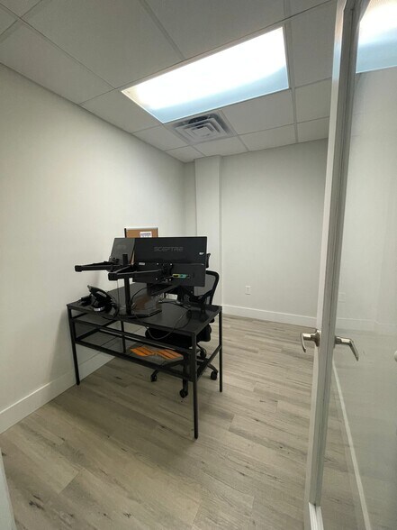 More Photos Of 2000 S Dixie Hwy, Miami Office Residential For Lease