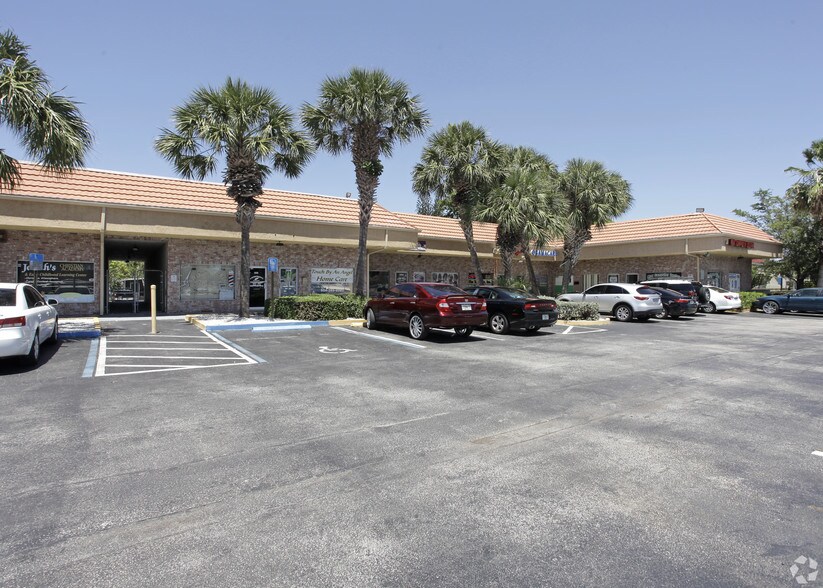 More Photos Of 5537 N State Road 7, North Lauderdale Unknown For Lease
