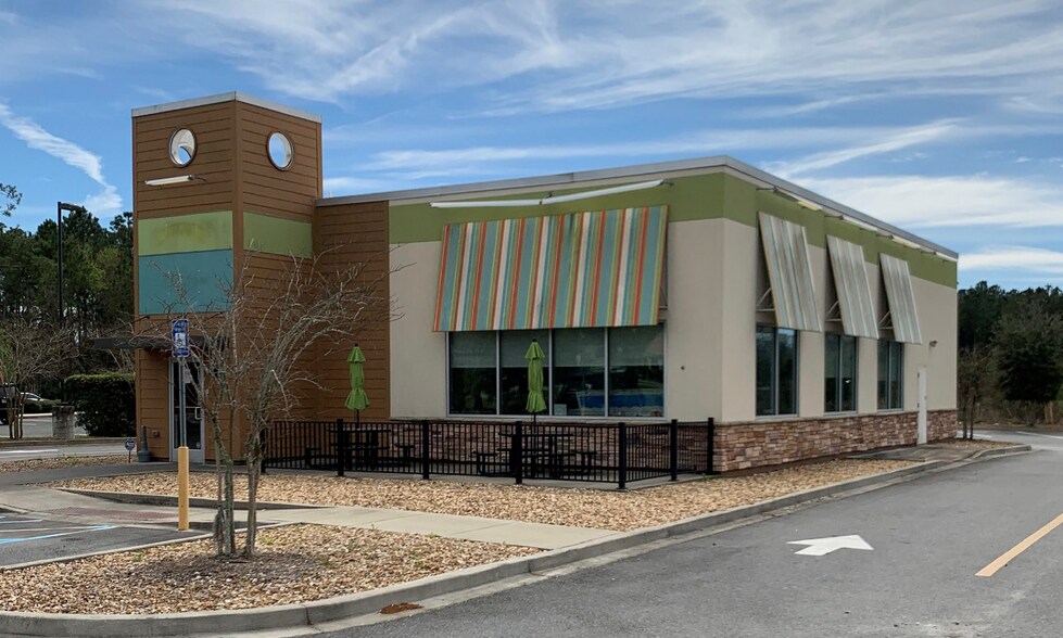 More Photos Of 111 Crown Pointe Pky, Kingsland Fast Food For Lease