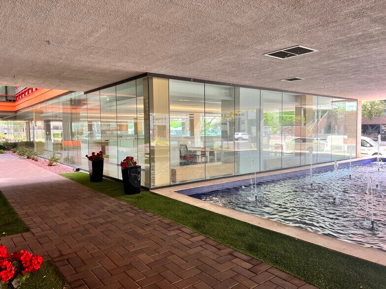 More Photos Of 4808 N 24TH St, Phoenix Apartments For Sale