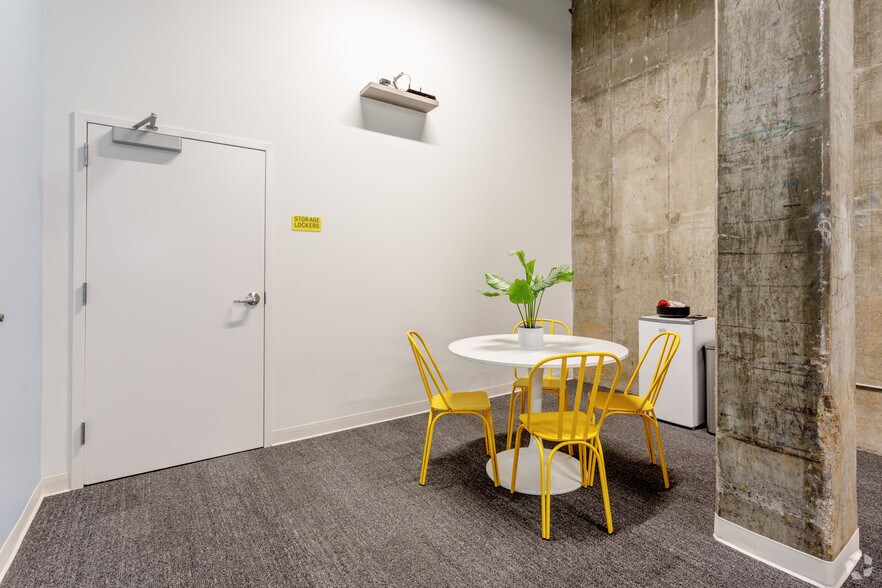 More Photos Of 1721 Walnut St, Kansas City Apartments For Lease