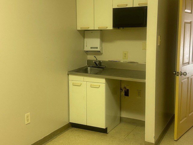 More Photos Of 3535 Macon Rd, Columbus Freestanding For Lease