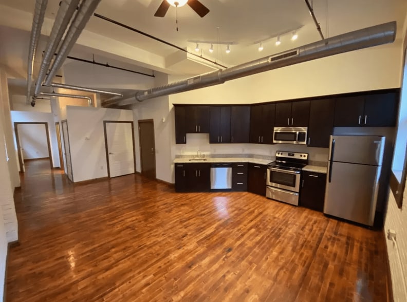 More Photos Of 1 W Market St, York Apartments For Sale