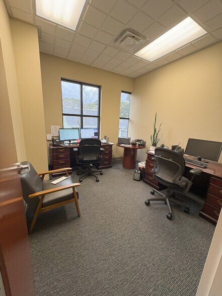 More Photos Of 878 Whipple Rd, Mount Pleasant Medical For Lease