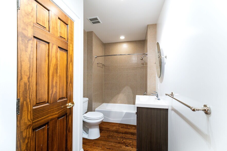 More Photos Of 153 S 17th St, Columbus Multifamily For Sale