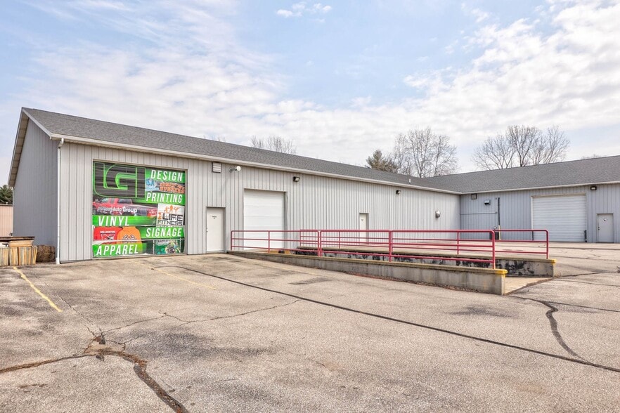 More Photos Of 1065 E Huron Ave, Tuscola Warehouse For Sale