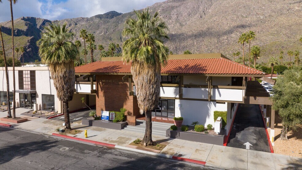 More Photos Of 431 S Palm Canyon Dr, Palm Springs Office For Sale