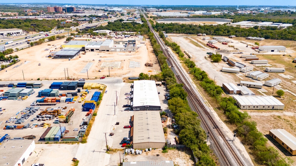 More Photos Of 3534-3542 Copeland Dr, San Antonio Light Manufacturing For Lease