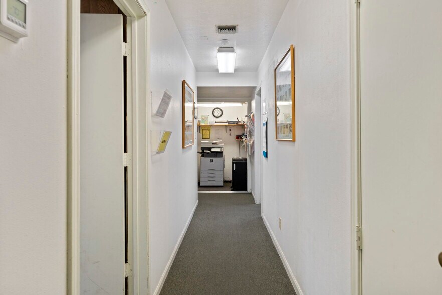 More Photos Of 900 McPhaul, Austin Warehouse For Sale