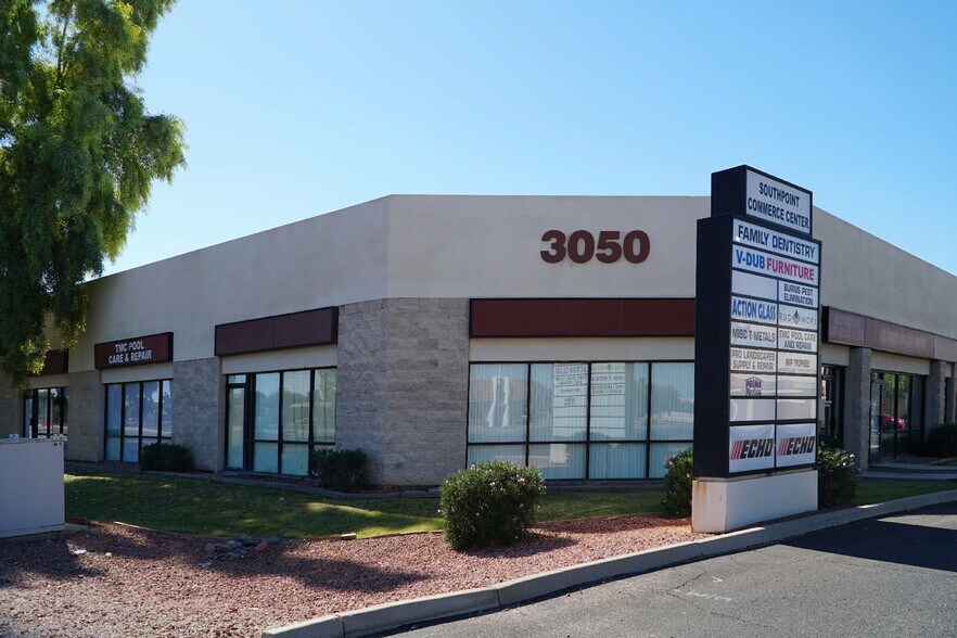 Primary Photo Of 3050 S Country Club Dr, Mesa Showroom For Lease