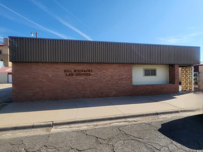 Primary Photo Of 420 S Cypress St, Pecos Office For Sale