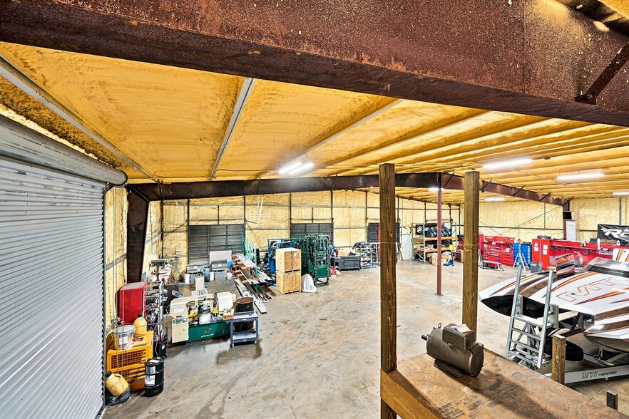 More Photos Of 3535 Dora St, Fort Myers Industrial For Sale