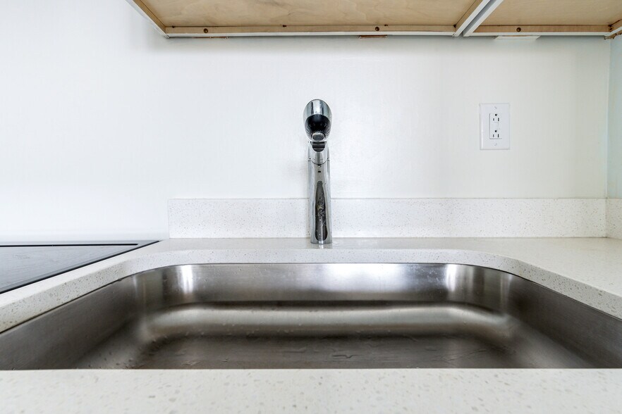 More Photos Of 4725 Chester Ave, Philadelphia Apartments For Sale