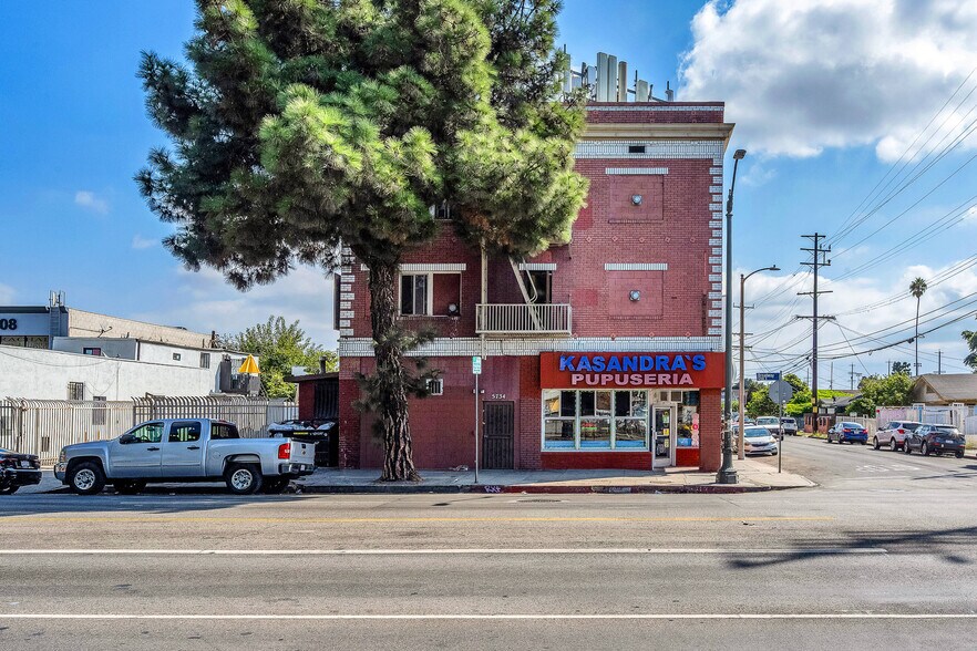 More Photos Of 5734 Broadway, Los Angeles Storefront Retail Residential For Sale
