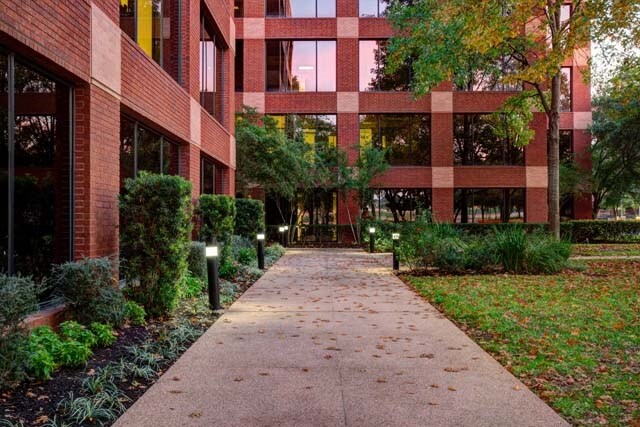 More Photos Of 901 S MoPac Expy, Austin Office For Lease