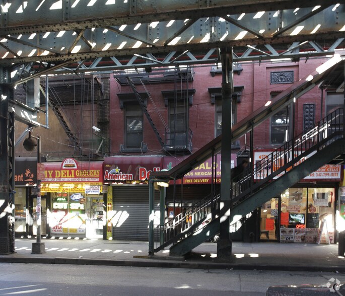 Primary Photo Of 295-297 Broadway, Brooklyn Apartments For Lease