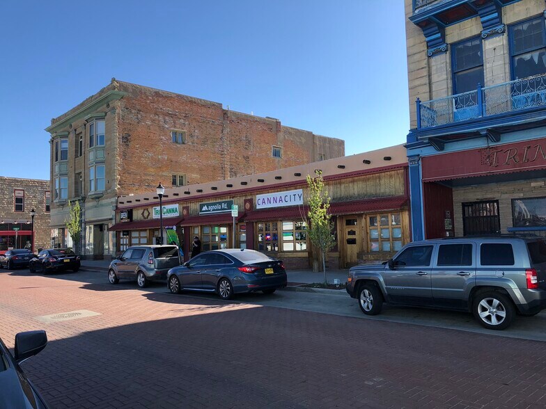 More Photos Of 409-419 N Commercial St, Trinidad Storefront For Sale