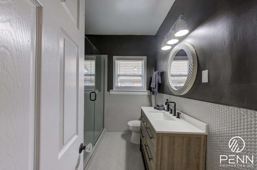 More Photos Of 2375 Forrest Ave, Memphis Apartments For Sale