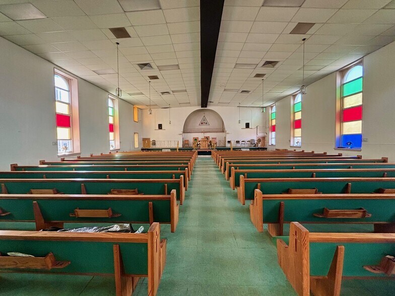 More Photos Of 1632 Poplar St, Philadelphia Religious Facility For Sale