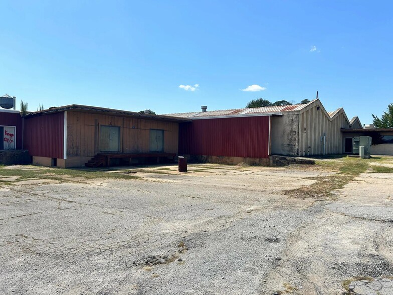 Primary Photo Of 142 City Hall Ave, Bowdon Warehouse For Sale