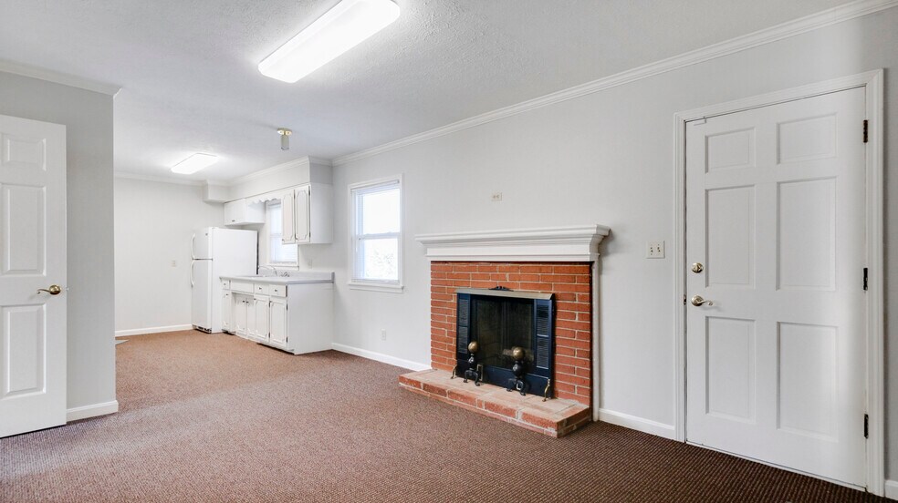 More Photos Of 315 N English Station Rd, Louisville Office For Lease